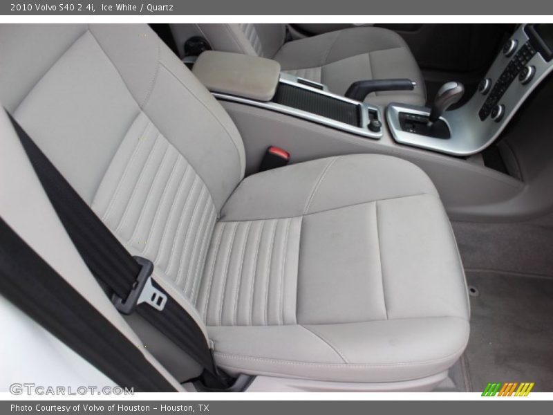 Ice White / Quartz 2010 Volvo S40 2.4i