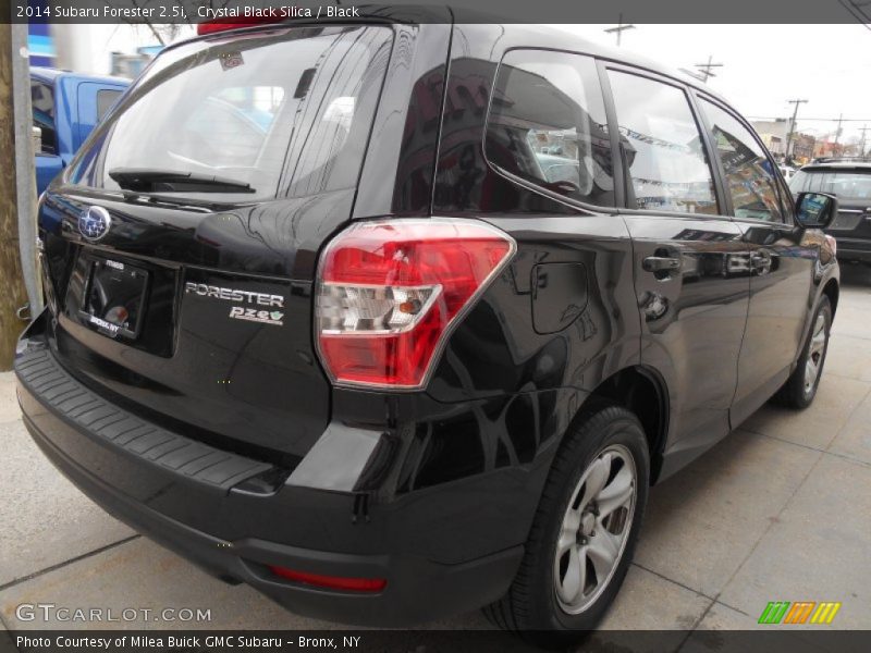 Crystal Black Silica / Black 2014 Subaru Forester 2.5i