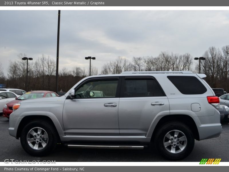 Classic Silver Metallic / Graphite 2013 Toyota 4Runner SR5