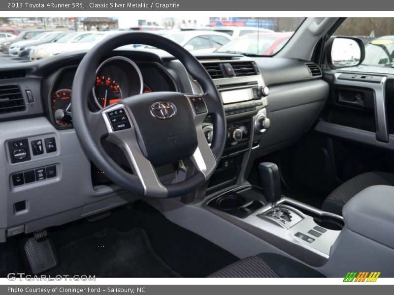 Classic Silver Metallic / Graphite 2013 Toyota 4Runner SR5