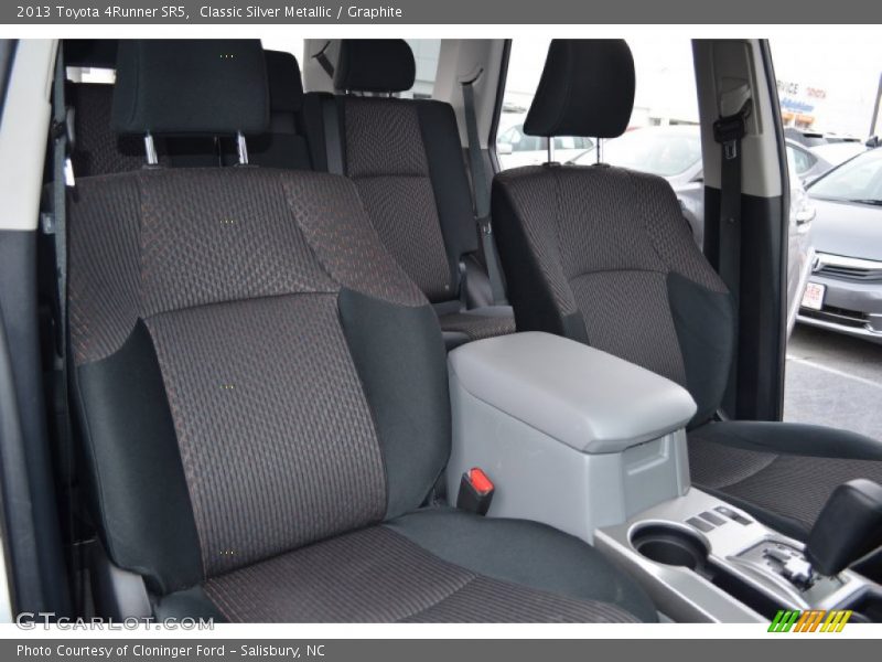 Classic Silver Metallic / Graphite 2013 Toyota 4Runner SR5