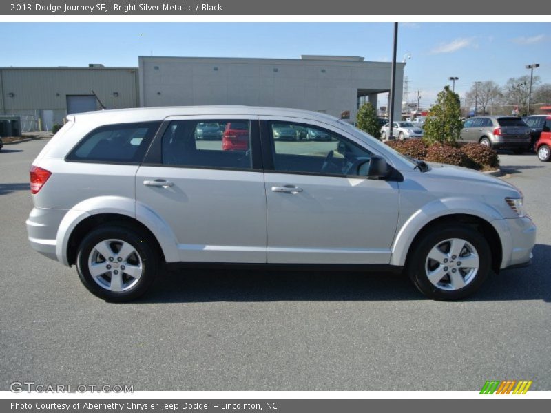 Bright Silver Metallic / Black 2013 Dodge Journey SE
