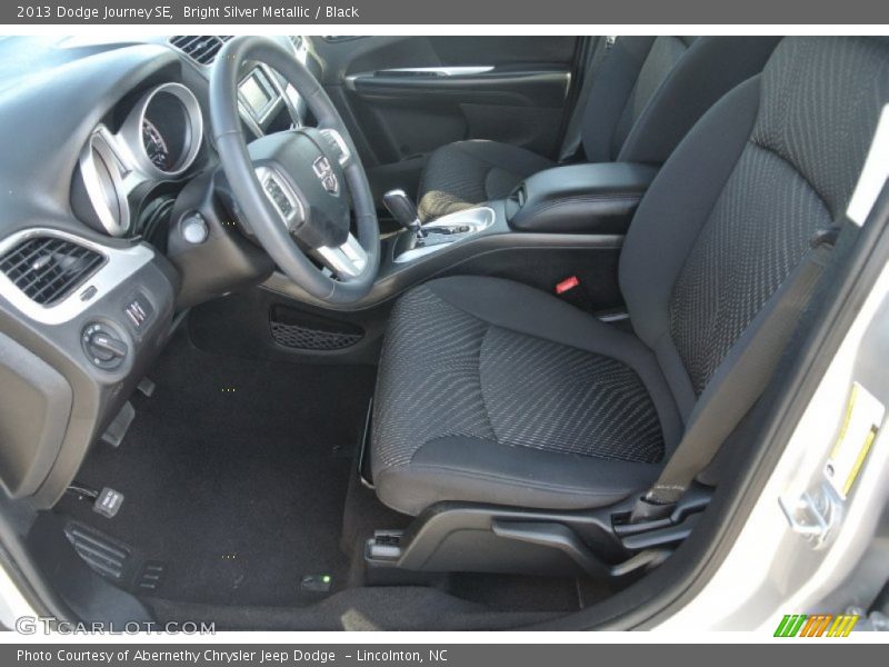 Bright Silver Metallic / Black 2013 Dodge Journey SE