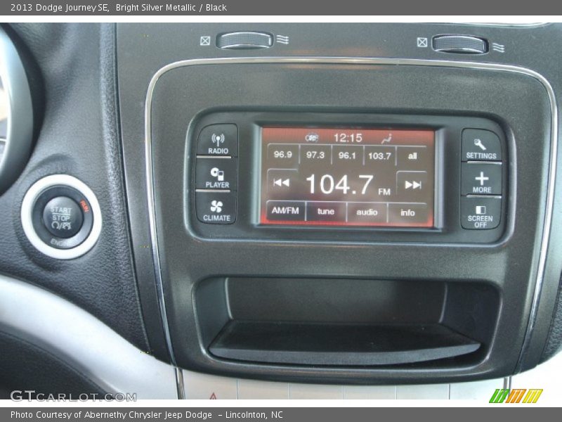 Bright Silver Metallic / Black 2013 Dodge Journey SE