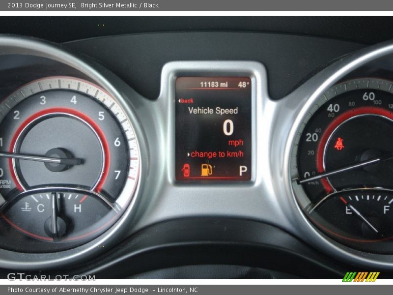 Bright Silver Metallic / Black 2013 Dodge Journey SE