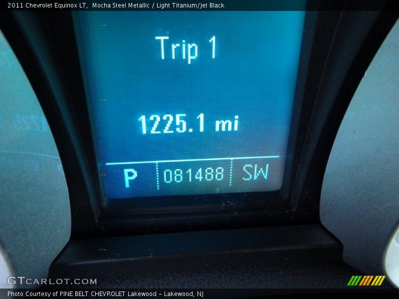 Mocha Steel Metallic / Light Titanium/Jet Black 2011 Chevrolet Equinox LT