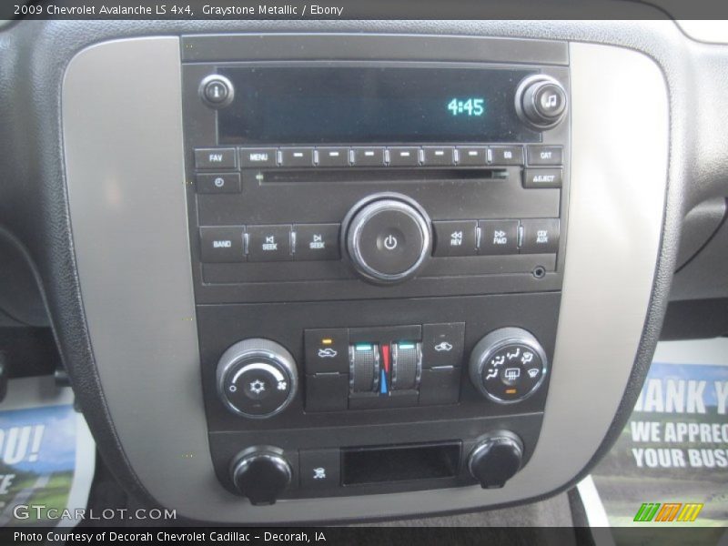 Graystone Metallic / Ebony 2009 Chevrolet Avalanche LS 4x4