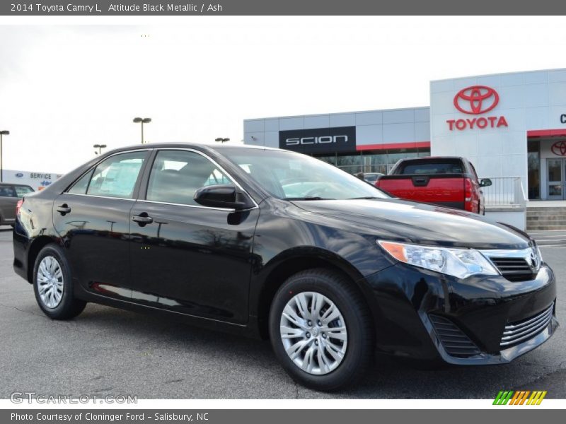 Attitude Black Metallic / Ash 2014 Toyota Camry L