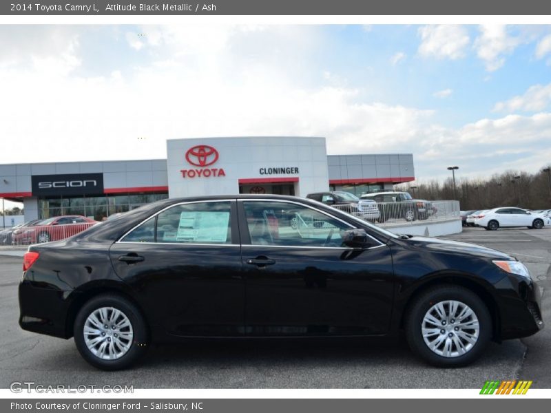 Attitude Black Metallic / Ash 2014 Toyota Camry L