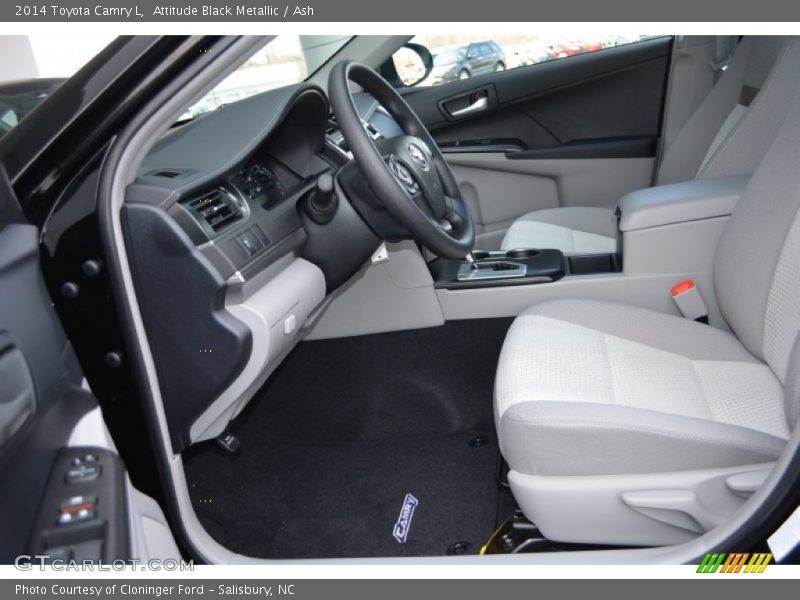 Attitude Black Metallic / Ash 2014 Toyota Camry L