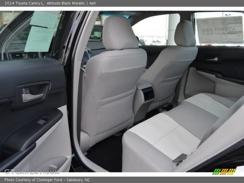 Attitude Black Metallic / Ash 2014 Toyota Camry L