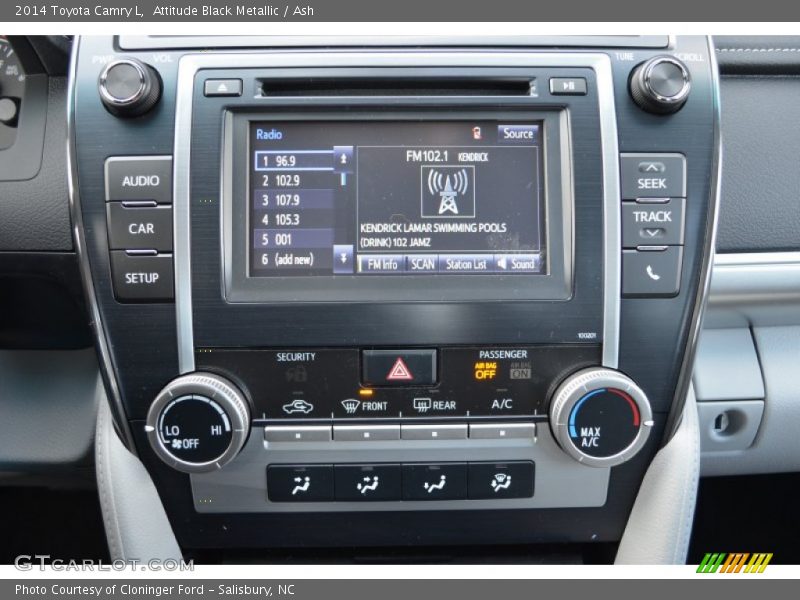 Attitude Black Metallic / Ash 2014 Toyota Camry L