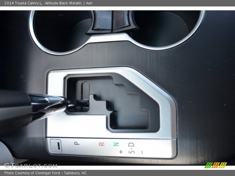 Attitude Black Metallic / Ash 2014 Toyota Camry L
