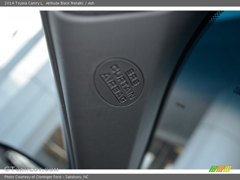 Attitude Black Metallic / Ash 2014 Toyota Camry L