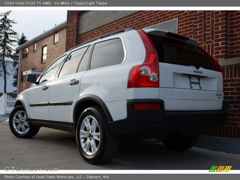 Ice White / Taupe/Light Taupe 2004 Volvo XC90 T6 AWD