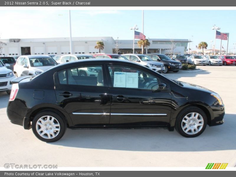 Super Black / Charcoal 2012 Nissan Sentra 2.0 S