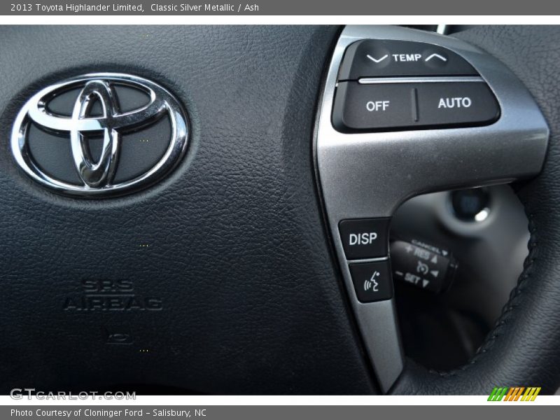 Classic Silver Metallic / Ash 2013 Toyota Highlander Limited