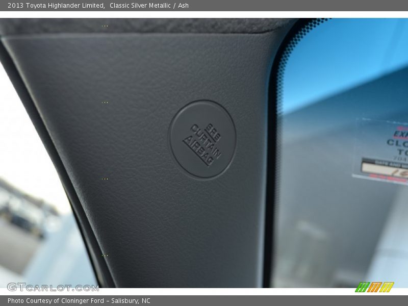 Classic Silver Metallic / Ash 2013 Toyota Highlander Limited