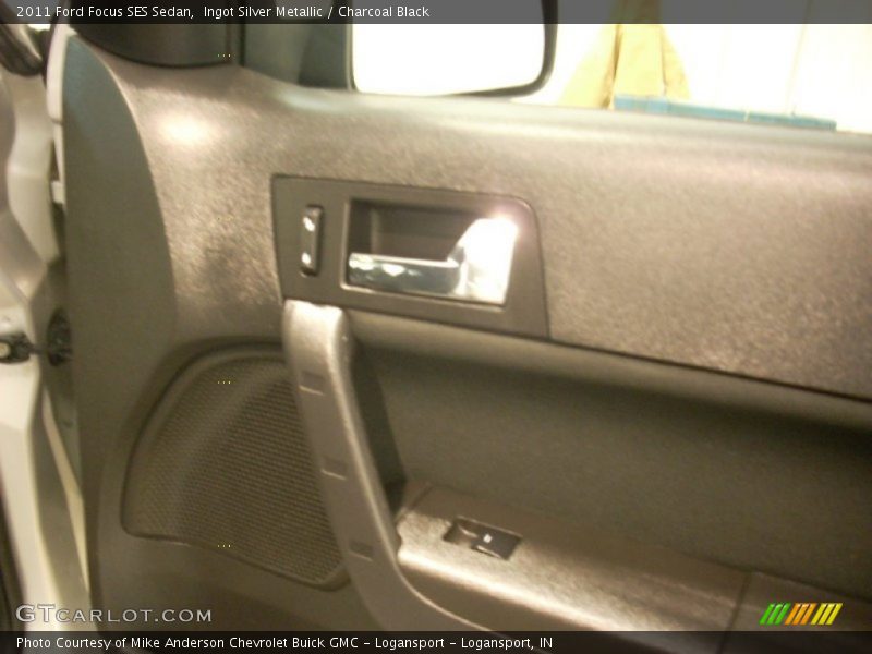 Ingot Silver Metallic / Charcoal Black 2011 Ford Focus SES Sedan