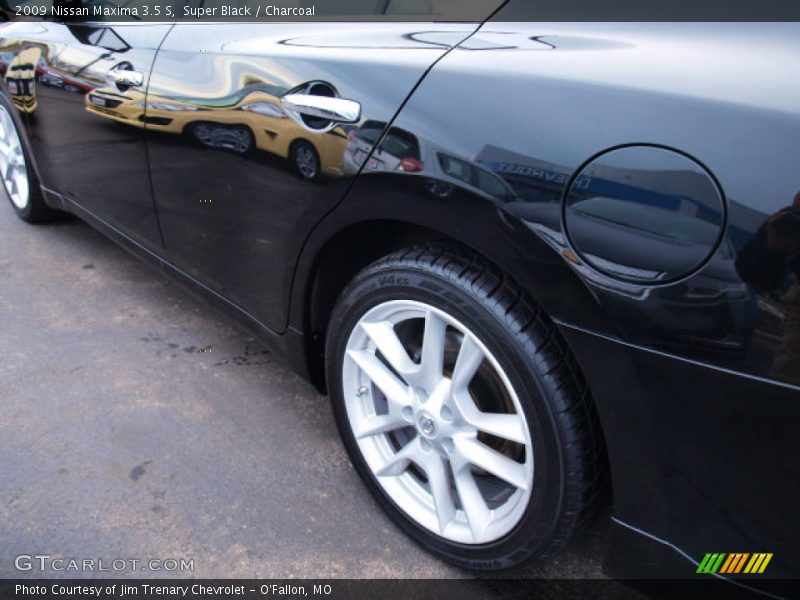 Super Black / Charcoal 2009 Nissan Maxima 3.5 S