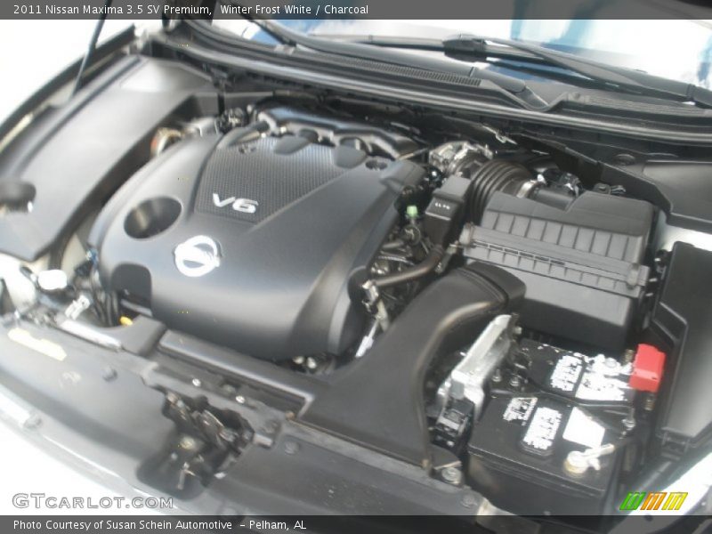 Winter Frost White / Charcoal 2011 Nissan Maxima 3.5 SV Premium