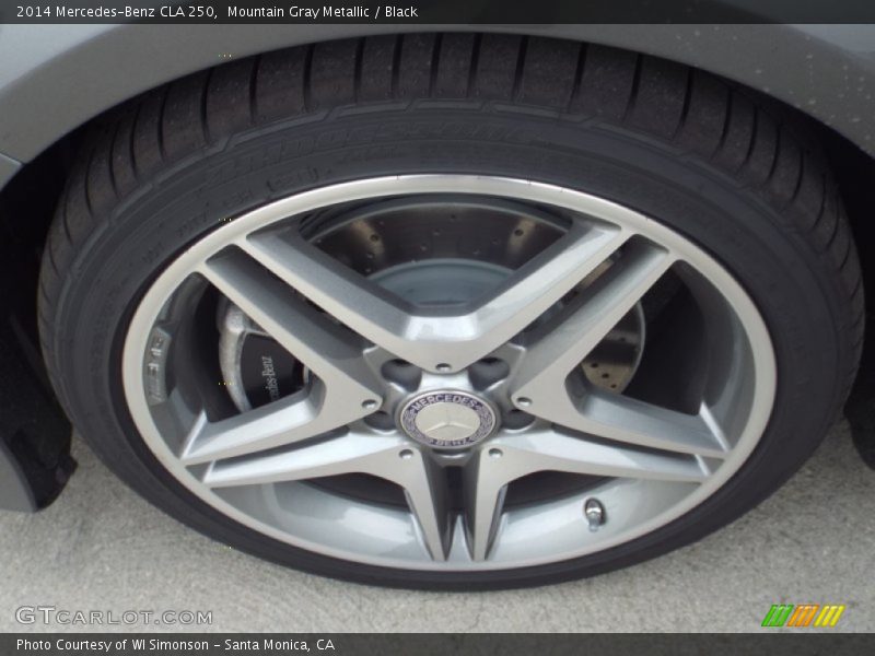 Mountain Gray Metallic / Black 2014 Mercedes-Benz CLA 250