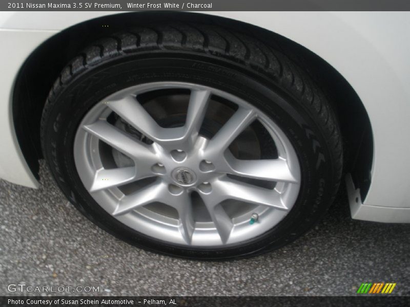 Winter Frost White / Charcoal 2011 Nissan Maxima 3.5 SV Premium