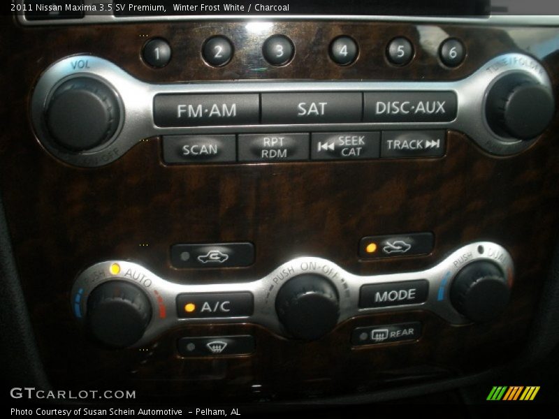 Winter Frost White / Charcoal 2011 Nissan Maxima 3.5 SV Premium