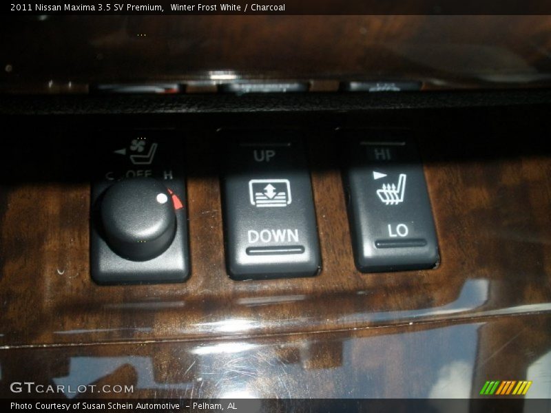 Winter Frost White / Charcoal 2011 Nissan Maxima 3.5 SV Premium