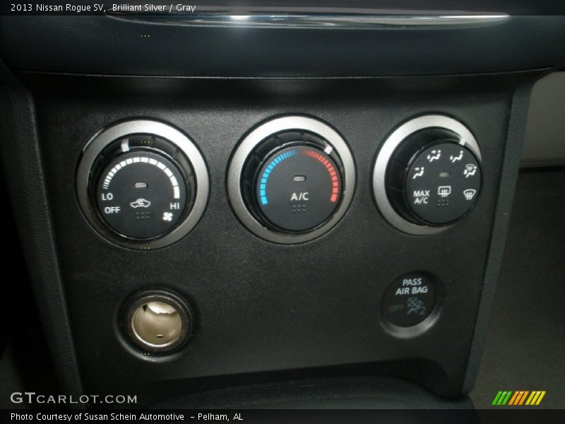 Brilliant Silver / Gray 2013 Nissan Rogue SV