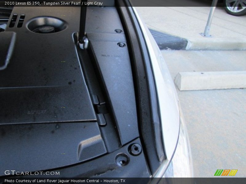 Tungsten Silver Pearl / Light Gray 2010 Lexus ES 350