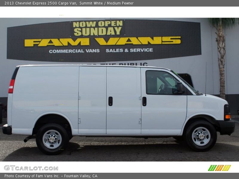 Summit White / Medium Pewter 2013 Chevrolet Express 2500 Cargo Van