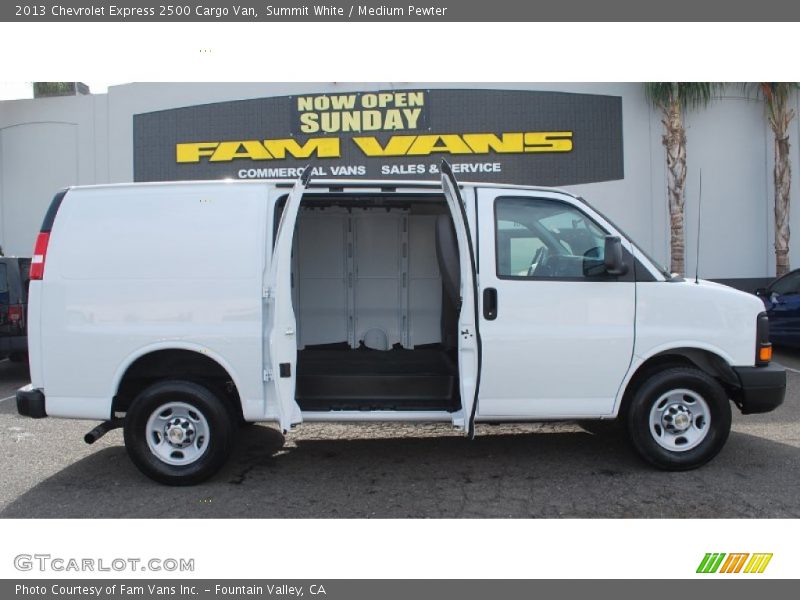 Summit White / Medium Pewter 2013 Chevrolet Express 2500 Cargo Van