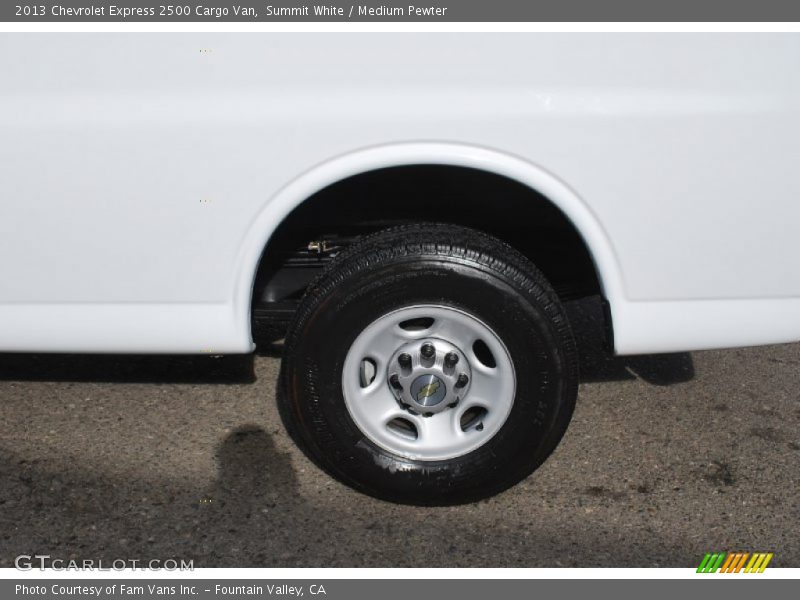 Summit White / Medium Pewter 2013 Chevrolet Express 2500 Cargo Van