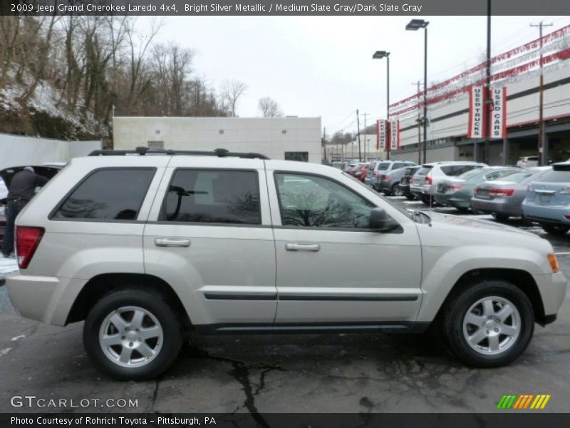 Bright Silver Metallic / Medium Slate Gray/Dark Slate Gray 2009 Jeep Grand Cherokee Laredo 4x4