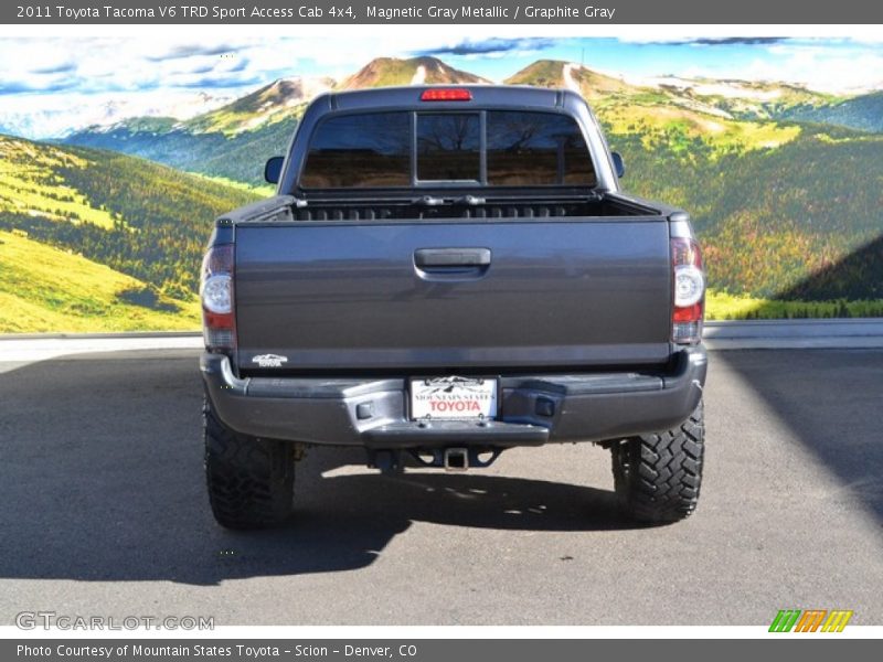 Magnetic Gray Metallic / Graphite Gray 2011 Toyota Tacoma V6 TRD Sport Access Cab 4x4
