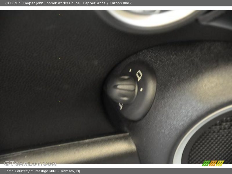 Pepper White / Carbon Black 2013 Mini Cooper John Cooper Works Coupe
