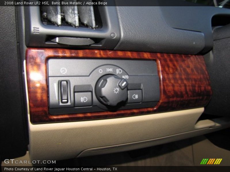 Controls of 2008 LR2 HSE