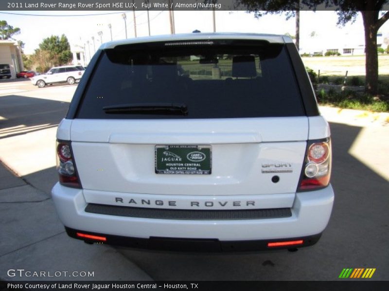 Fuji White / Almond/Nutmeg 2011 Land Rover Range Rover Sport HSE LUX