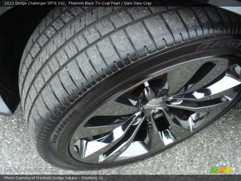 Phantom Black Tri-Coat Pearl / Dark Slate Gray 2013 Dodge Challenger SRT8 392