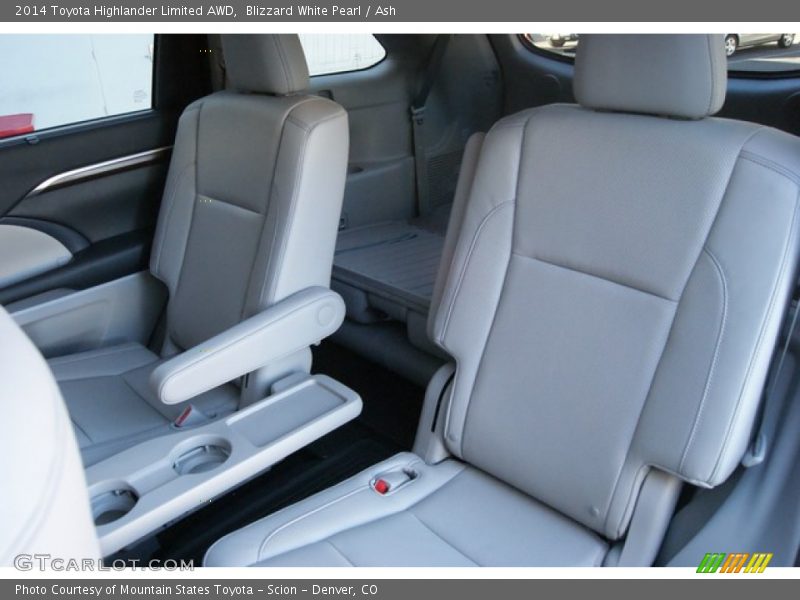 Blizzard White Pearl / Ash 2014 Toyota Highlander Limited AWD