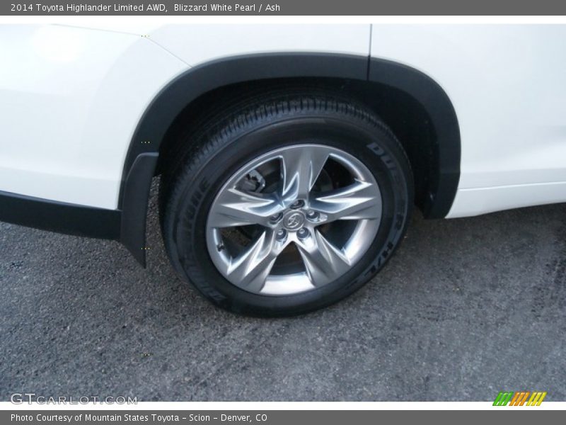 Blizzard White Pearl / Ash 2014 Toyota Highlander Limited AWD