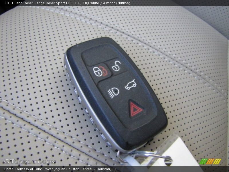 Fuji White / Almond/Nutmeg 2011 Land Rover Range Rover Sport HSE LUX