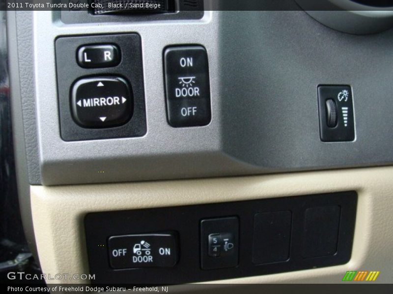 Black / Sand Beige 2011 Toyota Tundra Double Cab