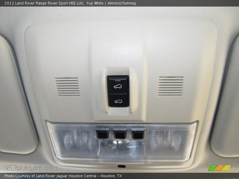 Fuji White / Almond/Nutmeg 2011 Land Rover Range Rover Sport HSE LUX