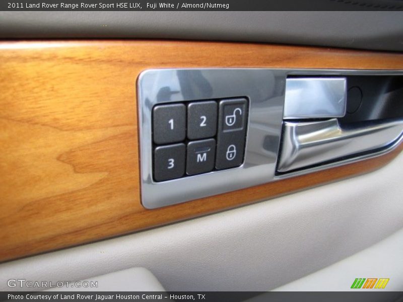 Fuji White / Almond/Nutmeg 2011 Land Rover Range Rover Sport HSE LUX