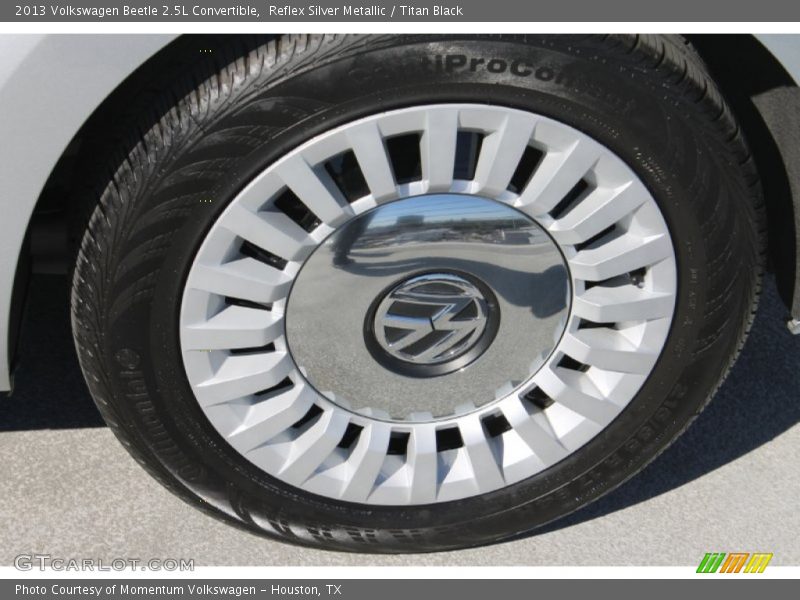  2013 Beetle 2.5L Convertible Wheel