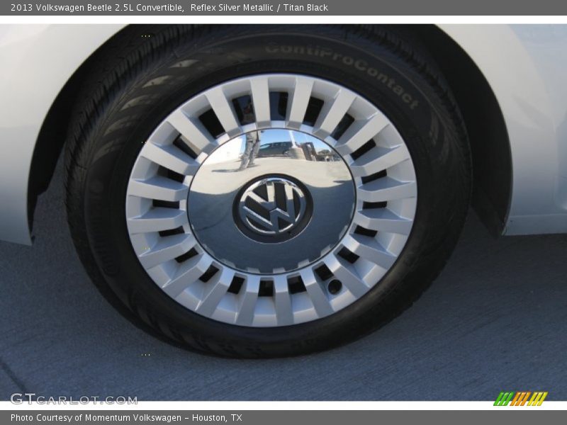  2013 Beetle 2.5L Convertible Wheel