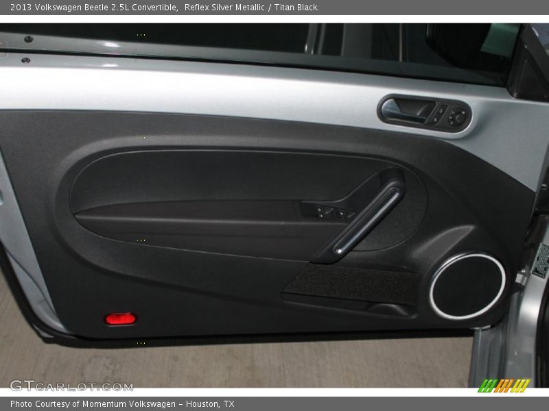 Door Panel of 2013 Beetle 2.5L Convertible