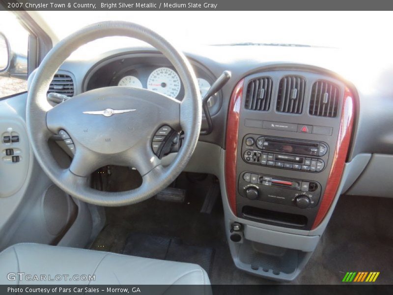 Bright Silver Metallic / Medium Slate Gray 2007 Chrysler Town & Country